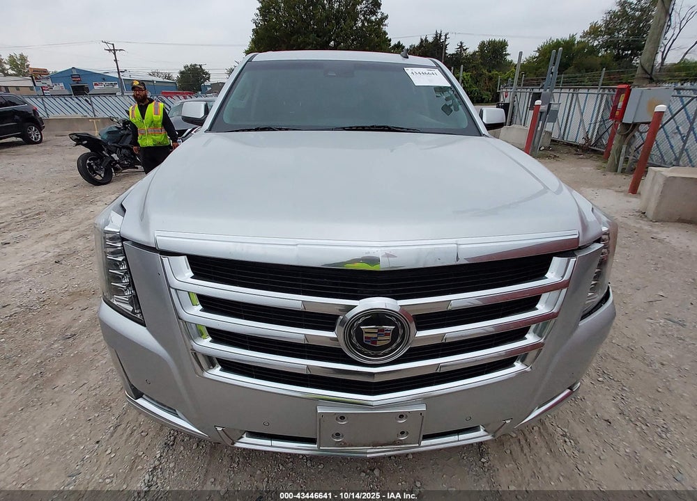 2015 CADILLAC ESCALADE VIN: 1GYS4CKJ2FR172629