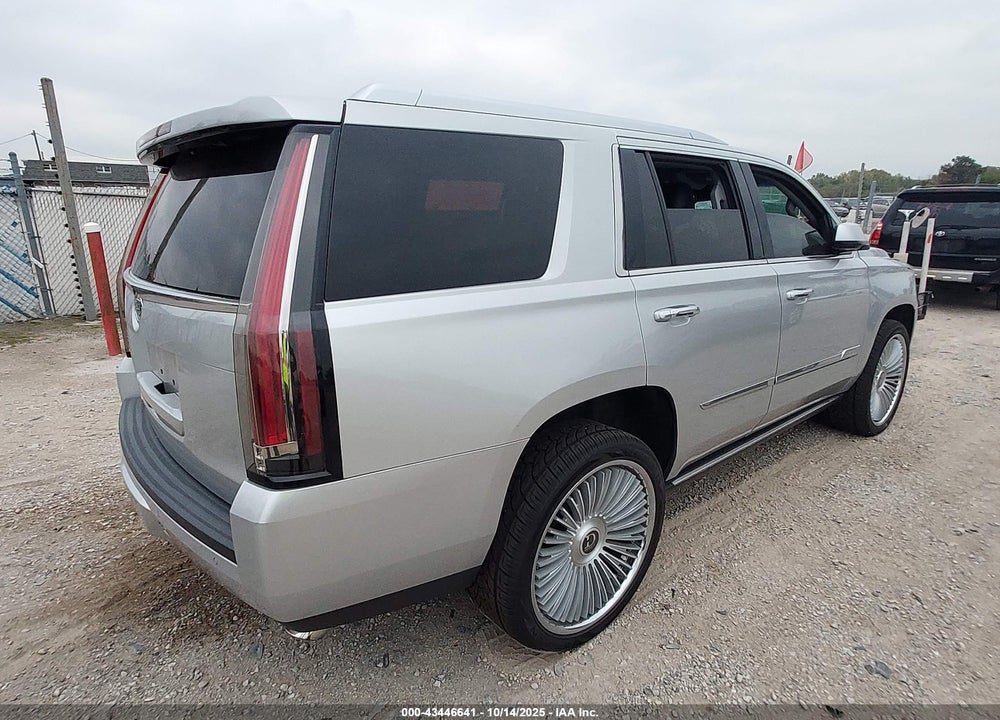 2015 CADILLAC ESCALADE VIN: 1GYS4CKJ2FR172629