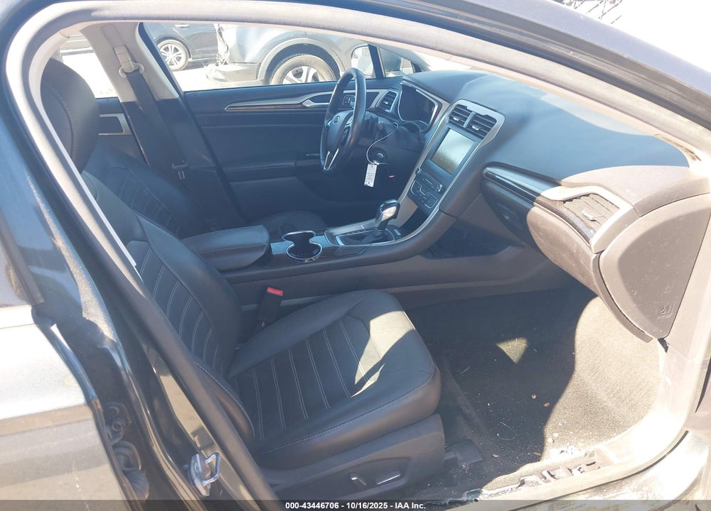 2016 FORD FUSION SE VIN: 3FA6P0T92GR108779