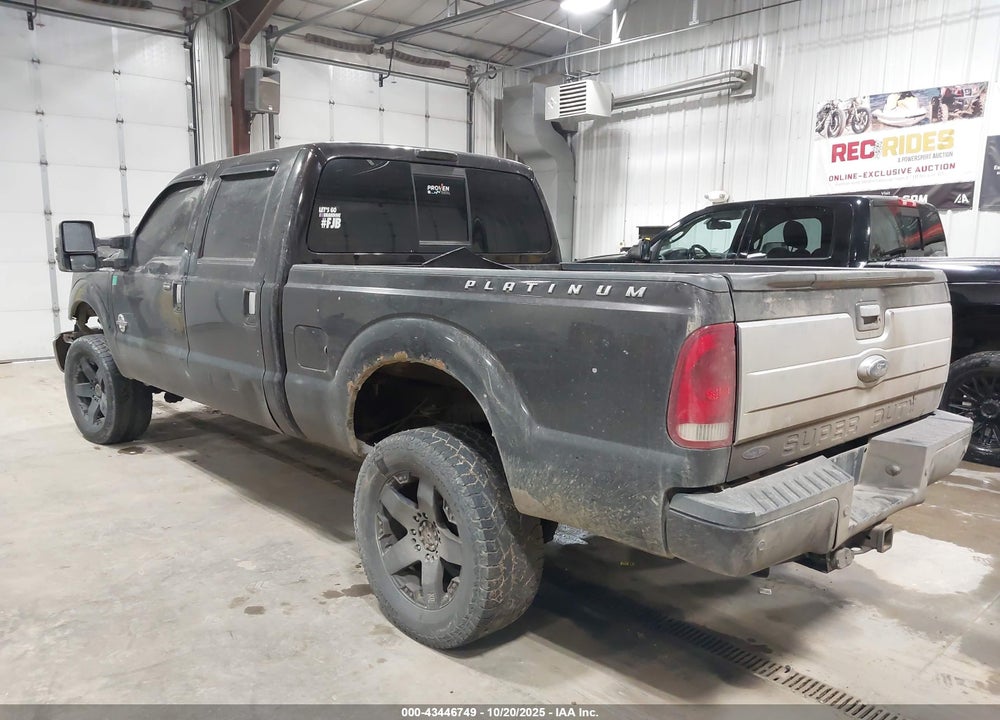 2013 FORD F-350 LARIAT VIN: 1FT8W3BT4DEB62569