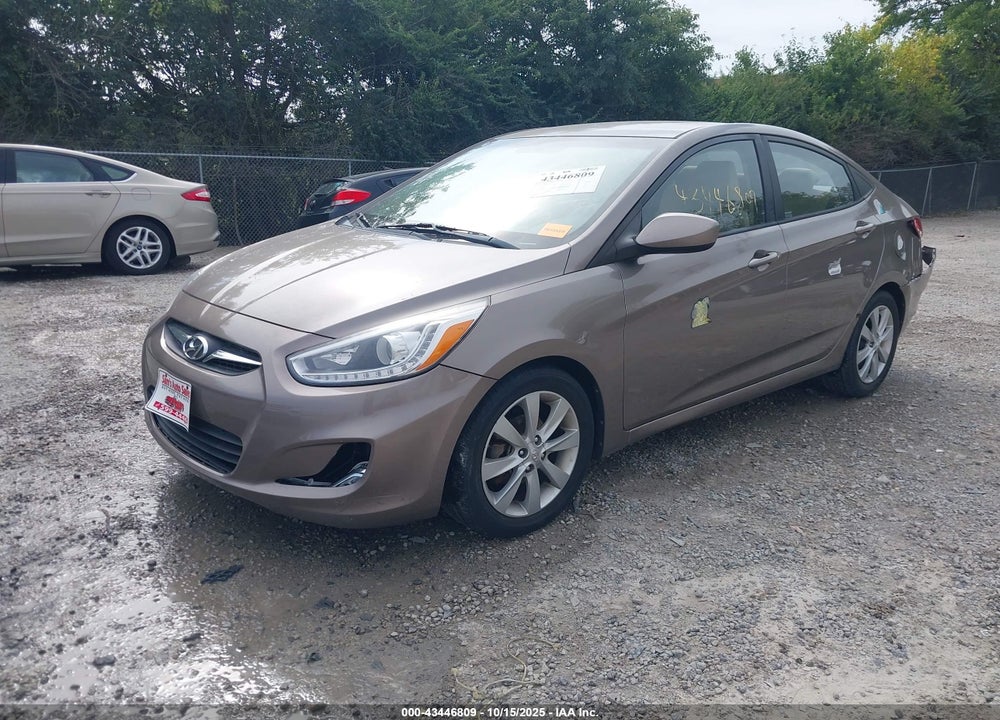 2014 HYUNDAI ACCENT VIN: KMHCU4AE9EU717740
