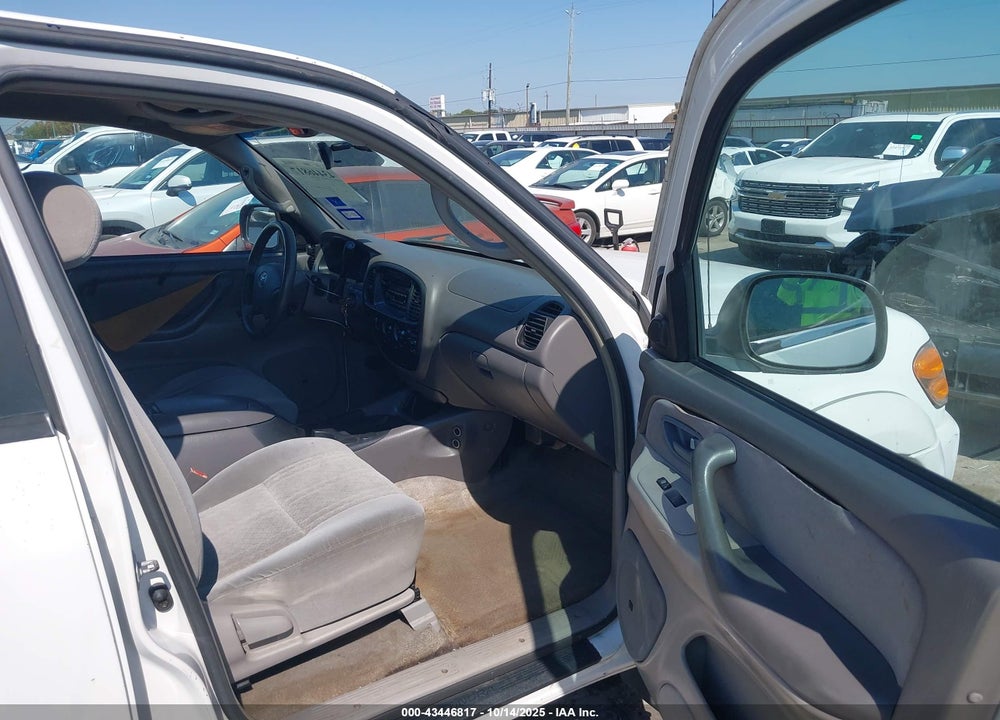 2004 TOYOTA TUNDRA SR5 V8 VIN: 5TBET34144S441000
