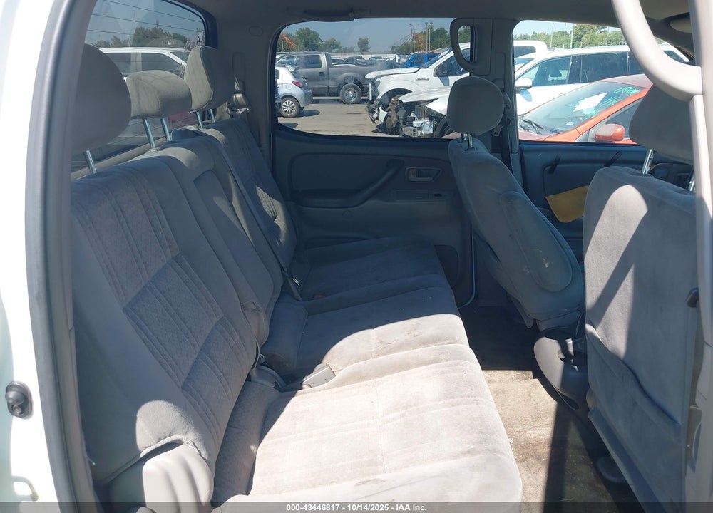 2004 TOYOTA TUNDRA SR5 V8 VIN: 5TBET34144S441000