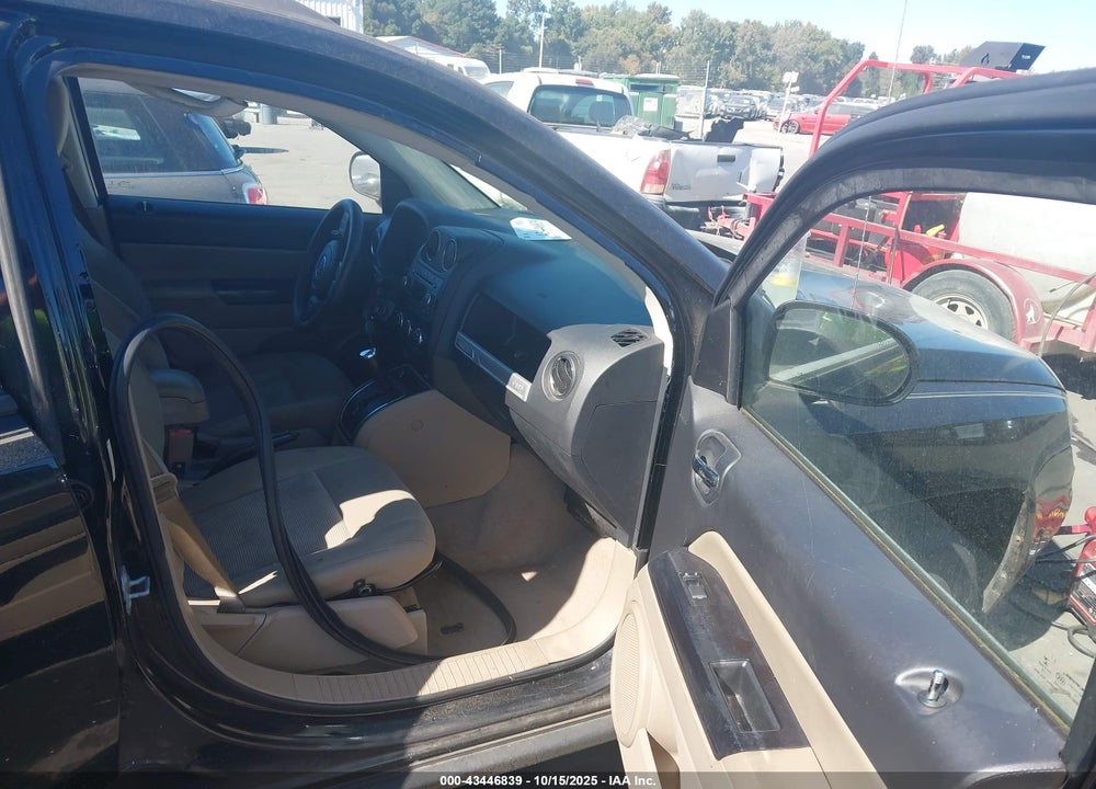 2014 JEEP COMPASS VIN: 1C4NJCBB6ED832722