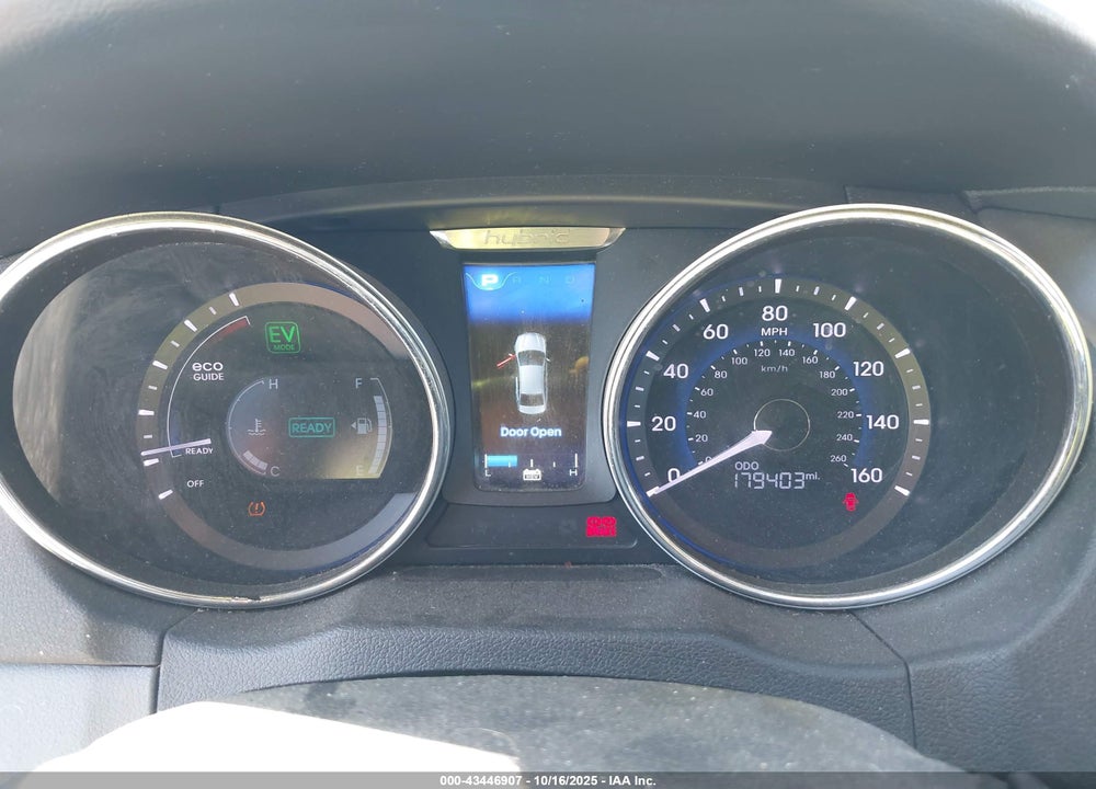 2013 HYUNDAI SONATA HYBRID LIMITED VIN: KMHEC4A43DA085420