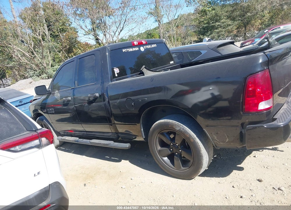 2016 RAM 1500 EXPRESS VIN: 1C6RR6FT3GS209479