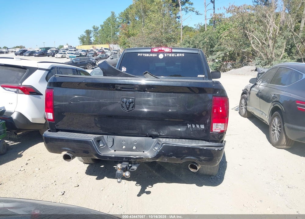2016 RAM 1500 EXPRESS VIN: 1C6RR6FT3GS209479