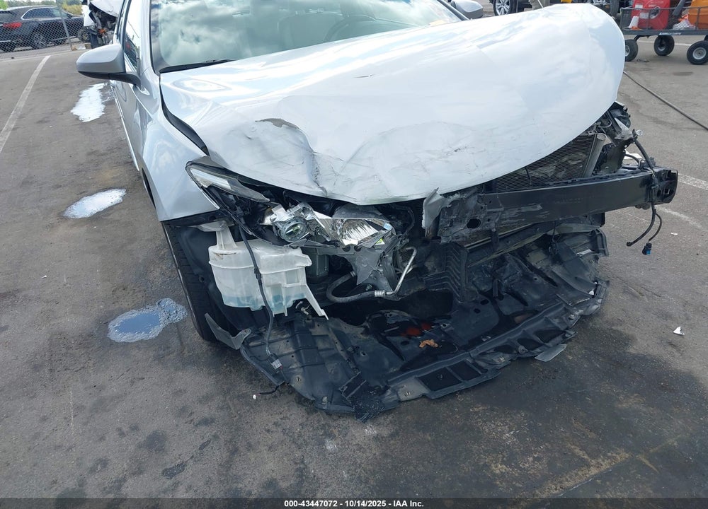 2016 TOYOTA CAMRY XLE VIN: 4T1BF1FK3GU568554