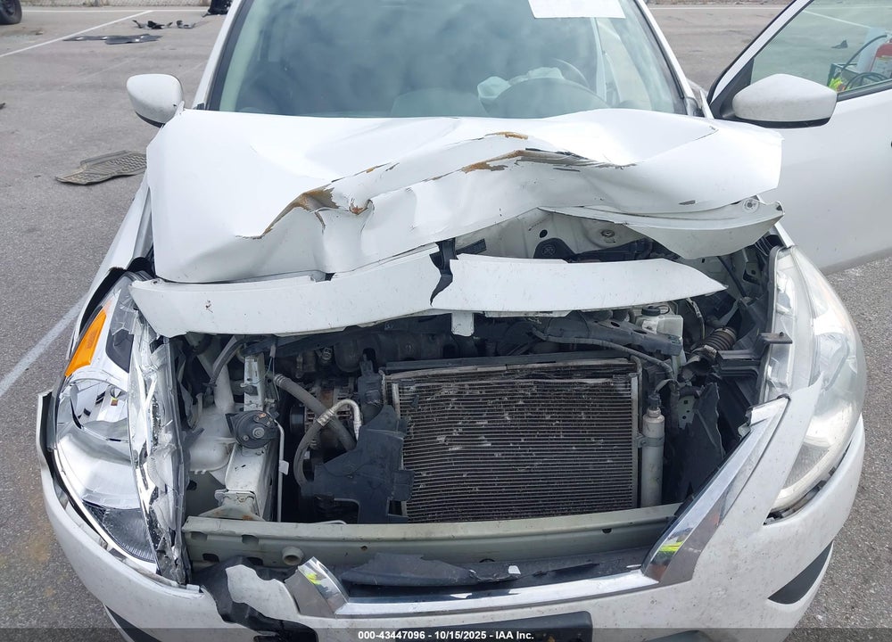 2019 NISSAN VERSA 1.6 S+ VIN: 3N1CN7AP8KL805109