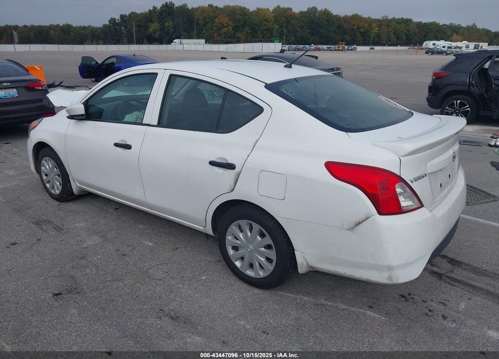 2019 NISSAN VERSA 1.6 S+ VIN: 3N1CN7AP8KL805109