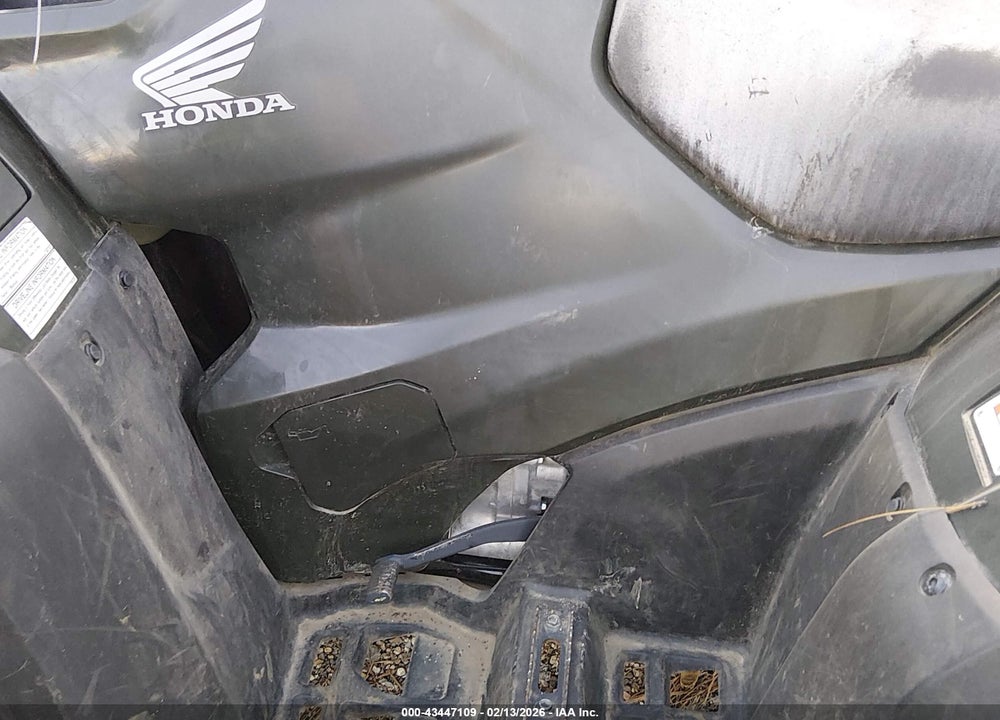 2025 HONDA TRX520 FM VIN: 1HFTE4408SJ104142