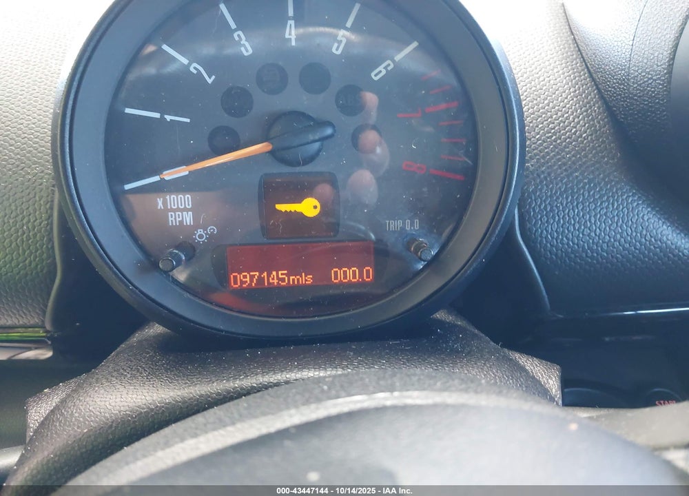 2016 MINI COUNTRYMAN VIN: WMWZC3C55GWT10964