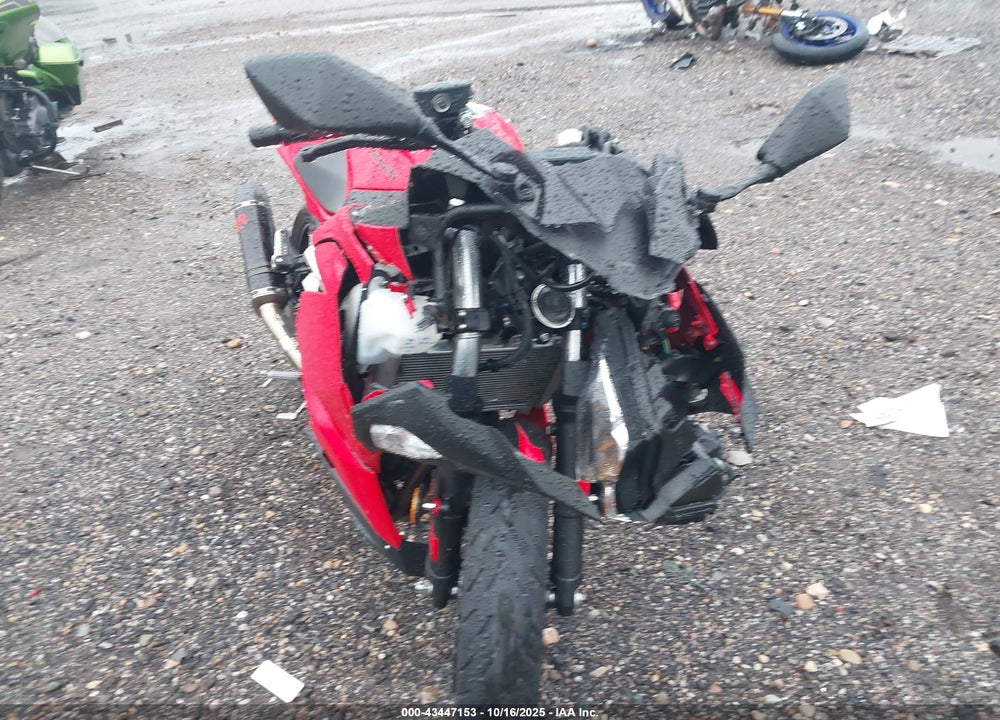 2021 KAWASAKI EX400 VIN: JKAEXKG11MDA96745
