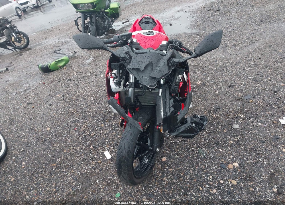 2021 KAWASAKI EX400 VIN: JKAEXKG11MDA96745
