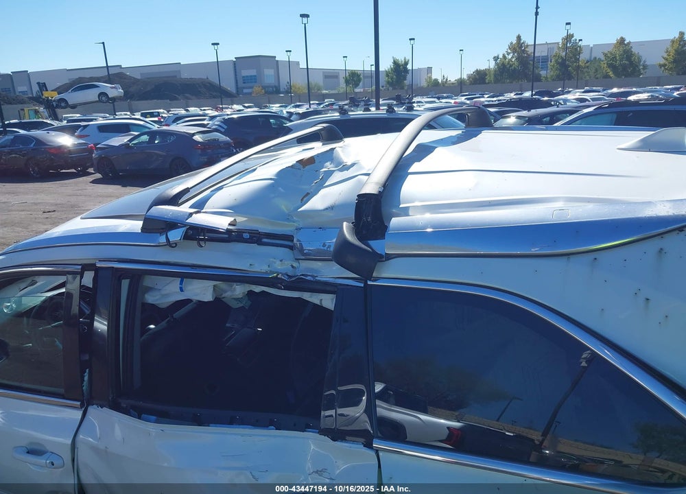 2019 TOYOTA HIGHLANDER HYBRID XLE VIN: 5TDJGRFH6KS071544