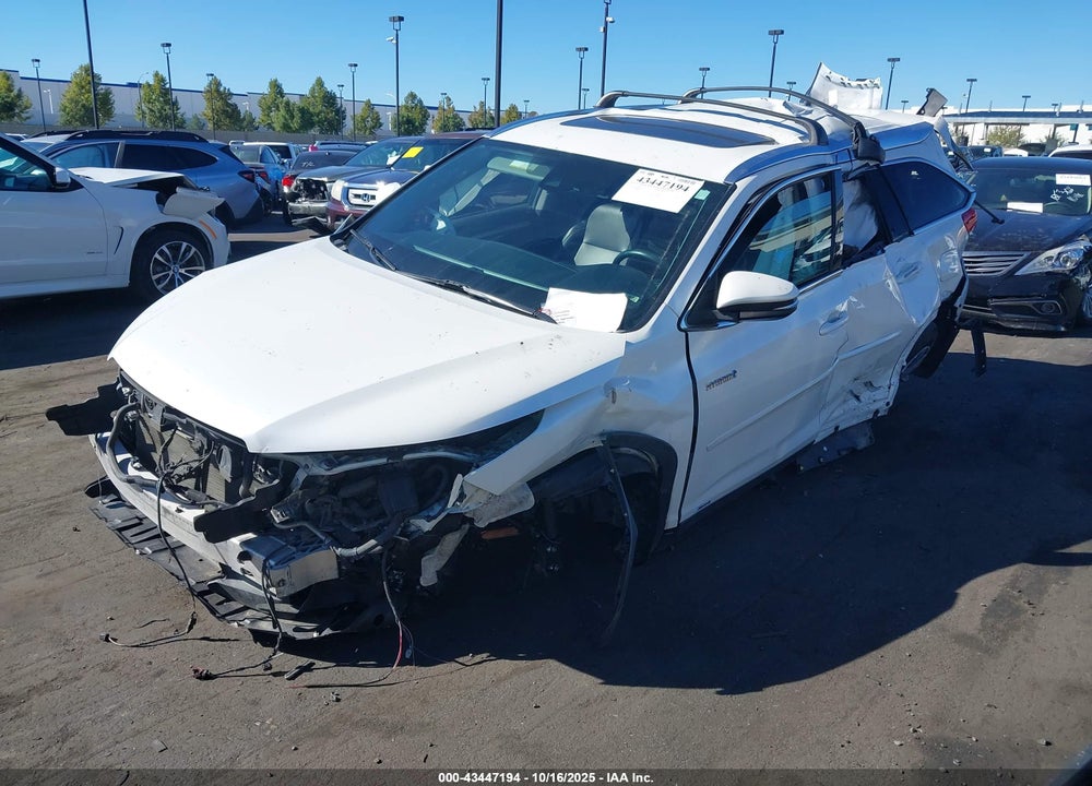 2019 TOYOTA HIGHLANDER HYBRID XLE VIN: 5TDJGRFH6KS071544