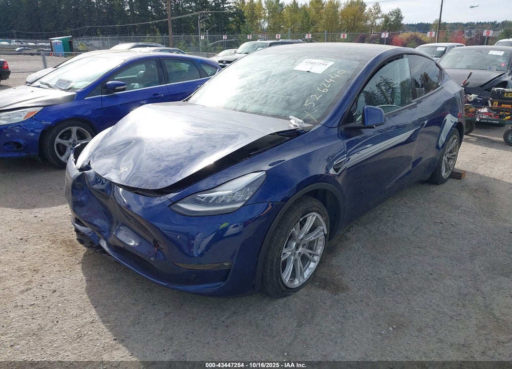 2021 TESLA MODEL Y LONG RANGE DUAL MOTOR ALL-WHEEL DRIVE VIN: 5YJYGDEE5MF260055