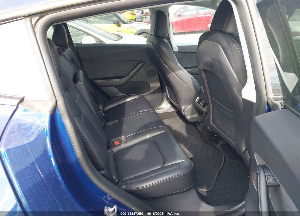 2021 TESLA MODEL Y LONG RANGE DUAL MOTOR ALL-WHEEL DRIVE VIN: 5YJYGDEE5MF260055