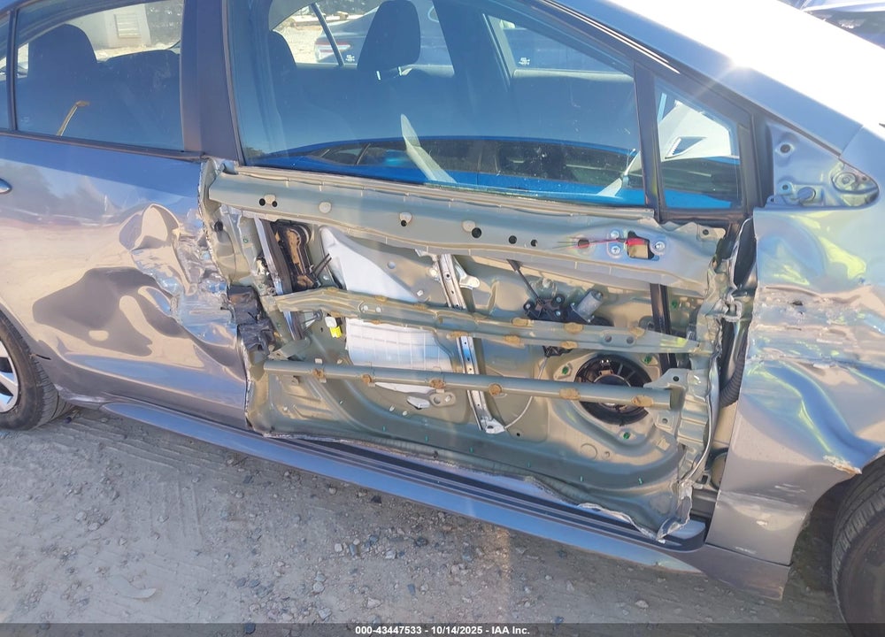 2021 TOYOTA COROLLA LE VIN: 5YFEPMAE0MP182863