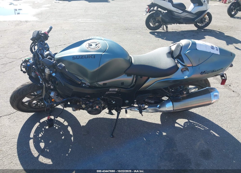 2025 SUZUKI GSX1300 RR VIN: JS1EJ11DXS7100170