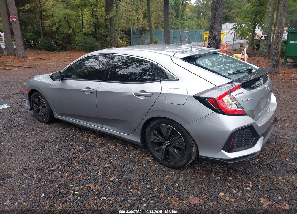 2018 HONDA CIVIC EX VIN: SHHFK7H58JU403710