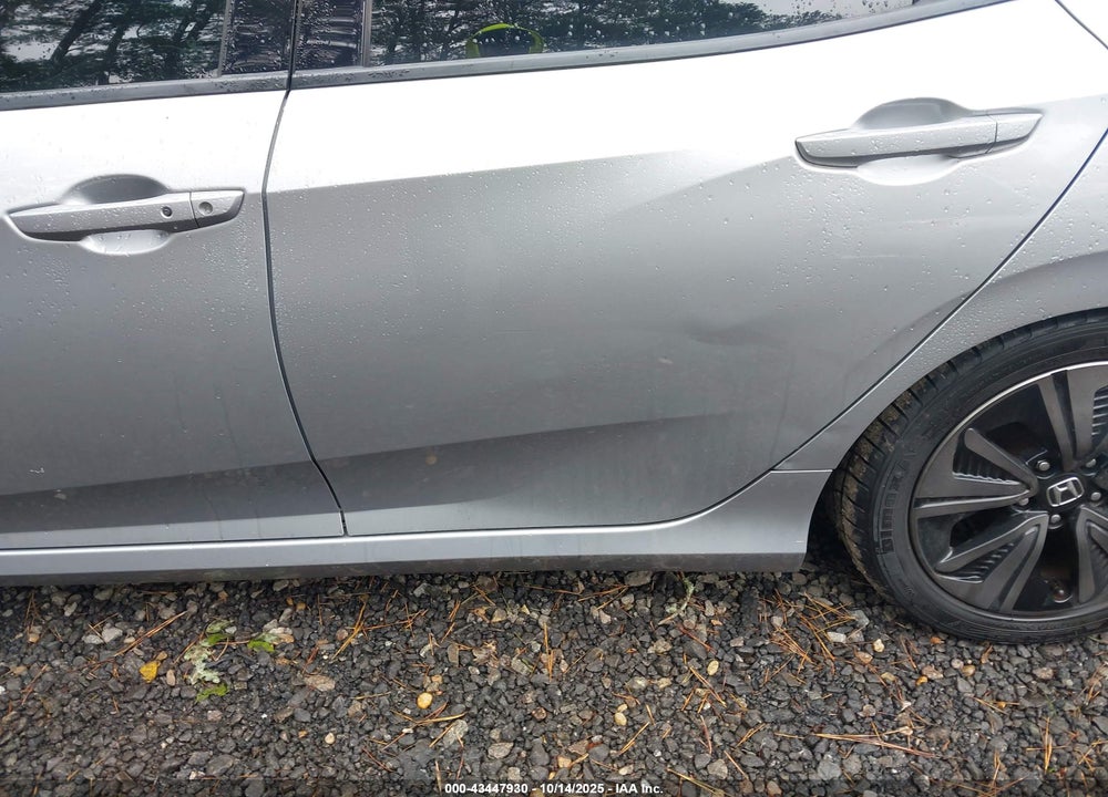 2018 HONDA CIVIC EX VIN: SHHFK7H58JU403710