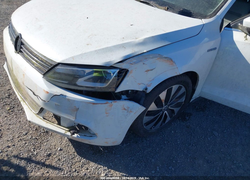 2013 VOLKSWAGEN JETTA VIN: 3VW637AJ4DM283309