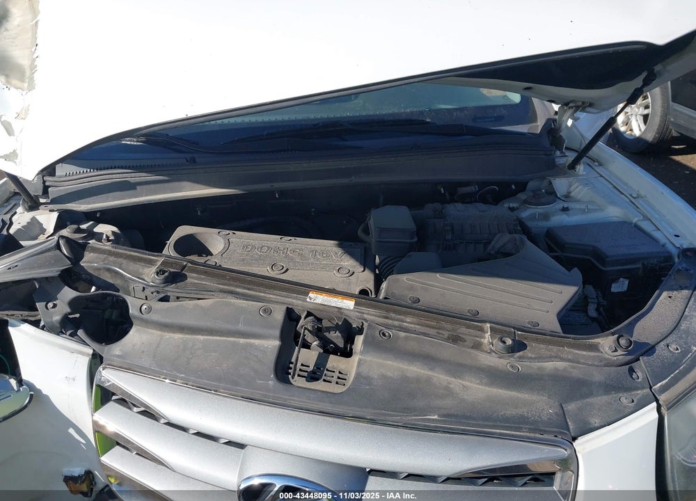 2012 HYUNDAI SANTA FE VIN: 5XYZGDAB7CG092846