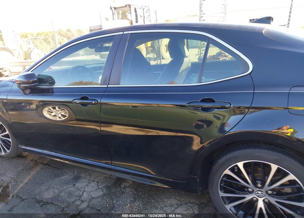 2019 TOYOTA CAMRY SE VIN: 4T1B11HK5KU211784
