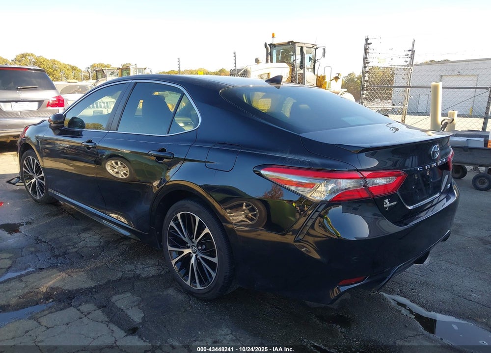 2019 TOYOTA CAMRY SE VIN: 4T1B11HK5KU211784