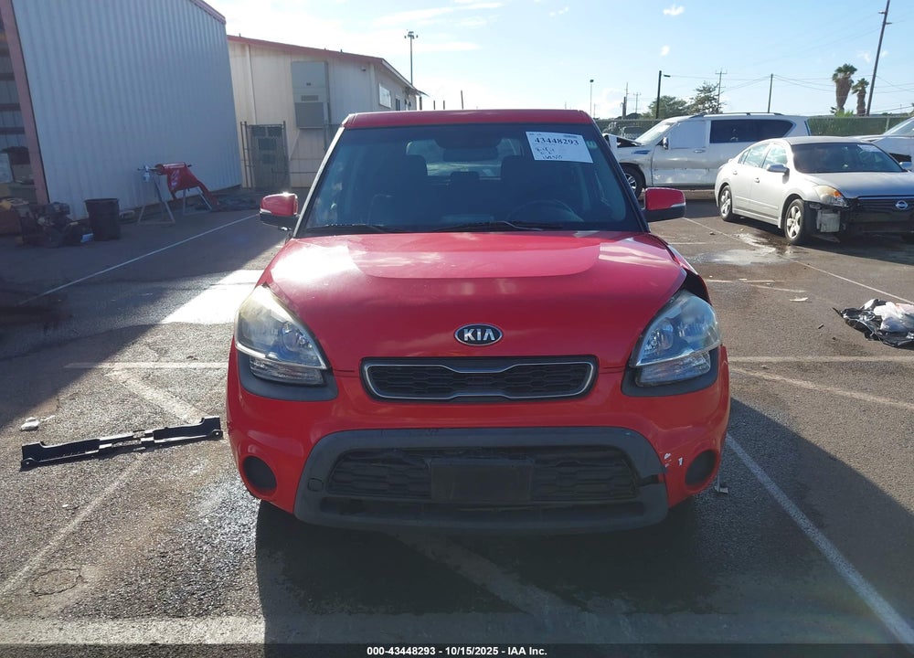 2013 KIA SOUL + VIN: KNDJT2A6XD7606364