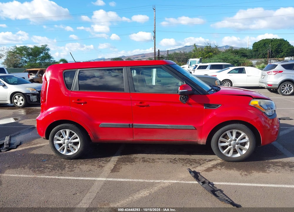 2013 KIA SOUL + VIN: KNDJT2A6XD7606364