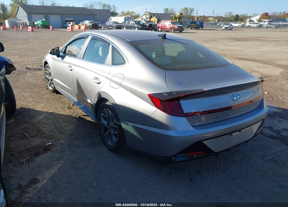 2021 HYUNDAI SONATA VIN: KMHL64JA9MA158617