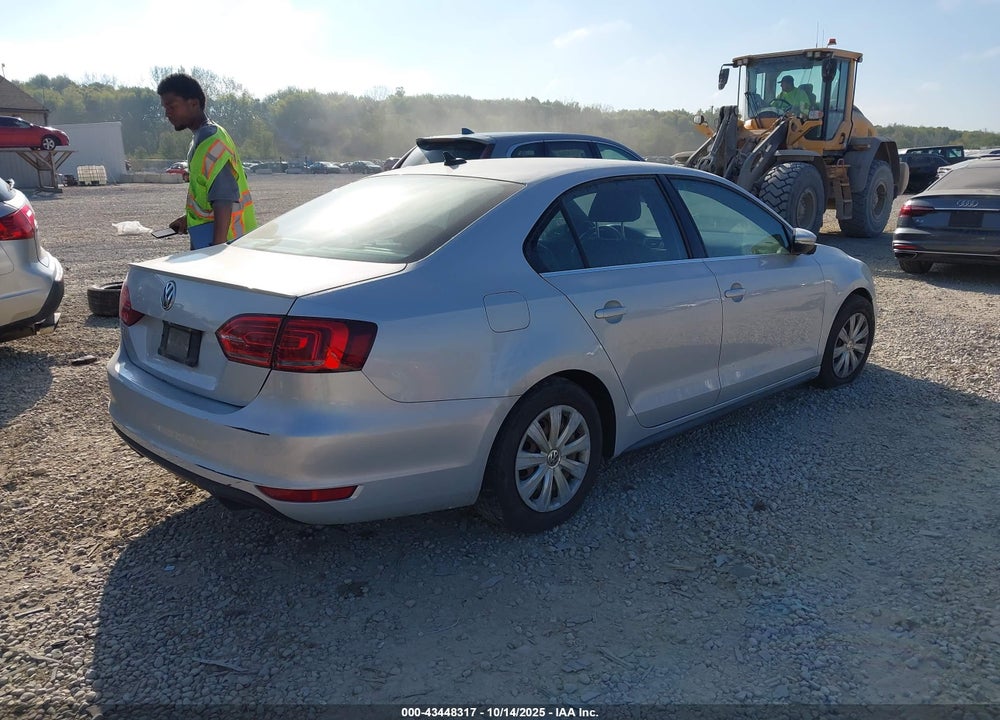 2013 VOLKSWAGEN JETTA GLI AUTOBAHN VIN: 3VW4T7AJ7DM302586