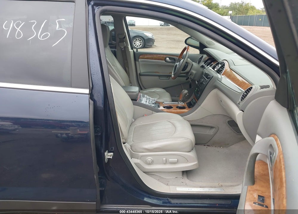 2011 BUICK ENCLAVE 2XL VIN: 5GAKRCED5BJ176746