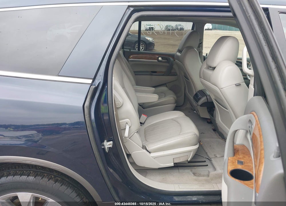 2011 BUICK ENCLAVE 2XL VIN: 5GAKRCED5BJ176746