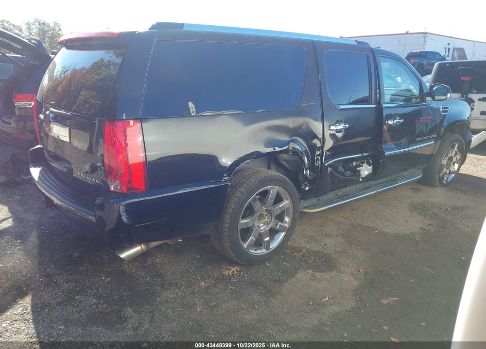 2008 CADILLAC ESCALADE ESV VIN: 1GYFK66818R233858