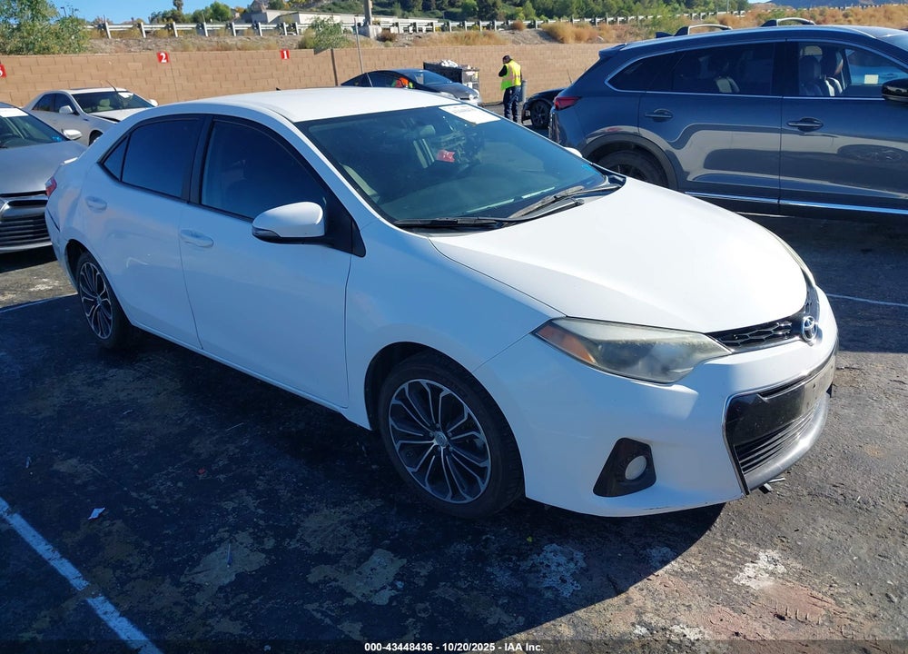2015 TOYOTA COROLLA S PLUS VIN: 5YFBURHE2FP321196