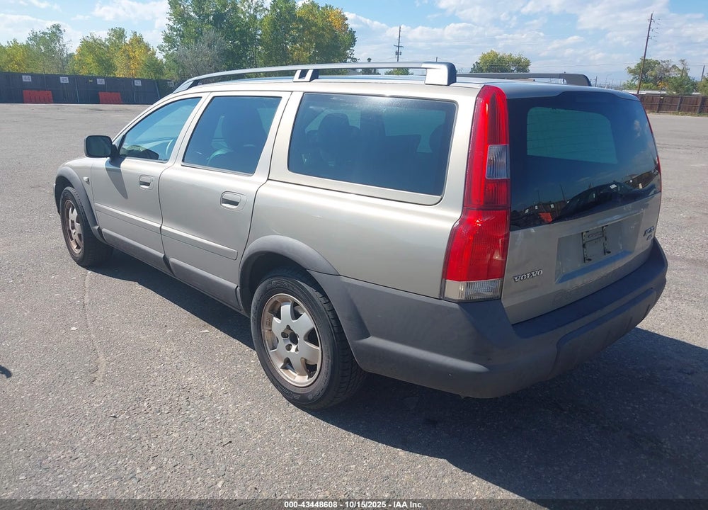 2003 VOLVO XC70 2.5T VIN: YV1SZ59H131101433
