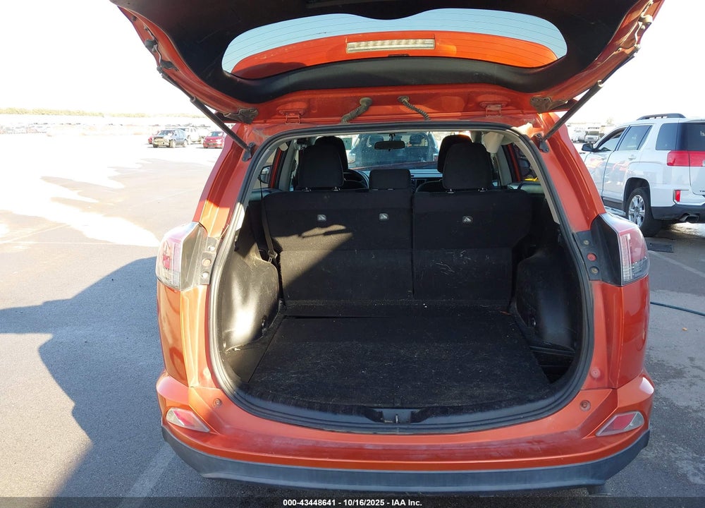 2016 TOYOTA RAV4 LE VIN: 2T3ZFREV0GW268275