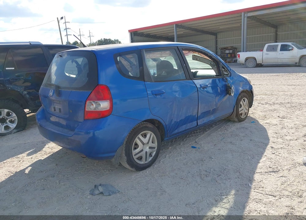 2008 HONDA FIT VIN: JHMGD38438S000679