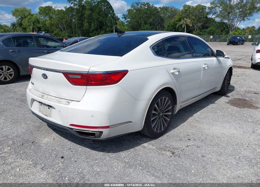 2017 KIA CADENZA VIN: KNALC4J11H5083341
