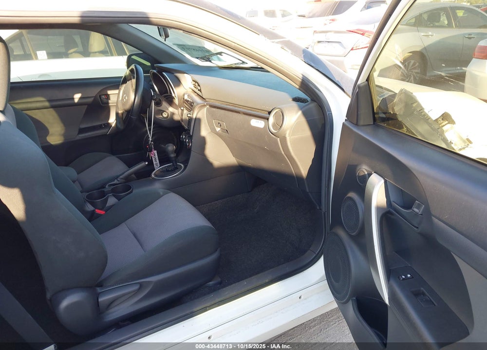 2014 SCION TC VIN: JTKJF5C72E3074107