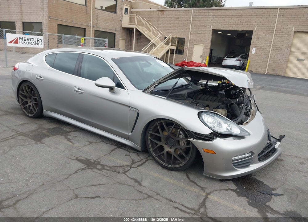 2013 PORSCHE PANAMERA S VIN: WP0AB2A7XDL060099