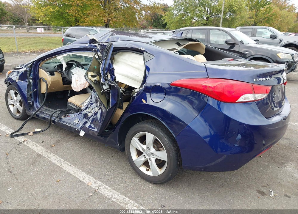 2013 HYUNDAI ELANTRA GLS VIN: 5NPDH4AE3DH311801