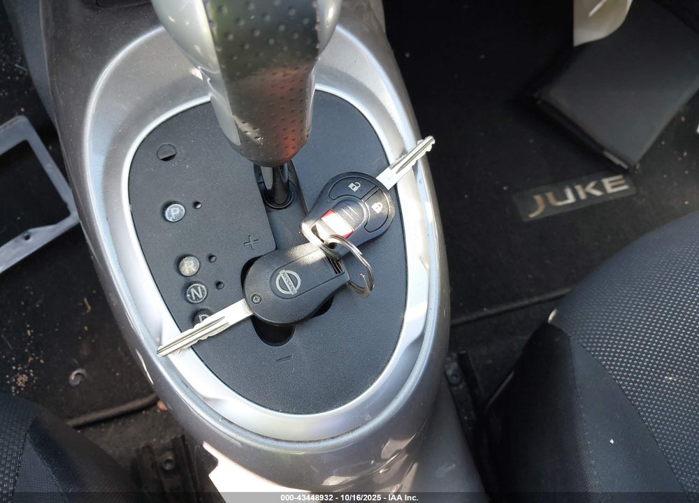 2013 NISSAN JUKE S VIN: JN8AF5MR3DT208889