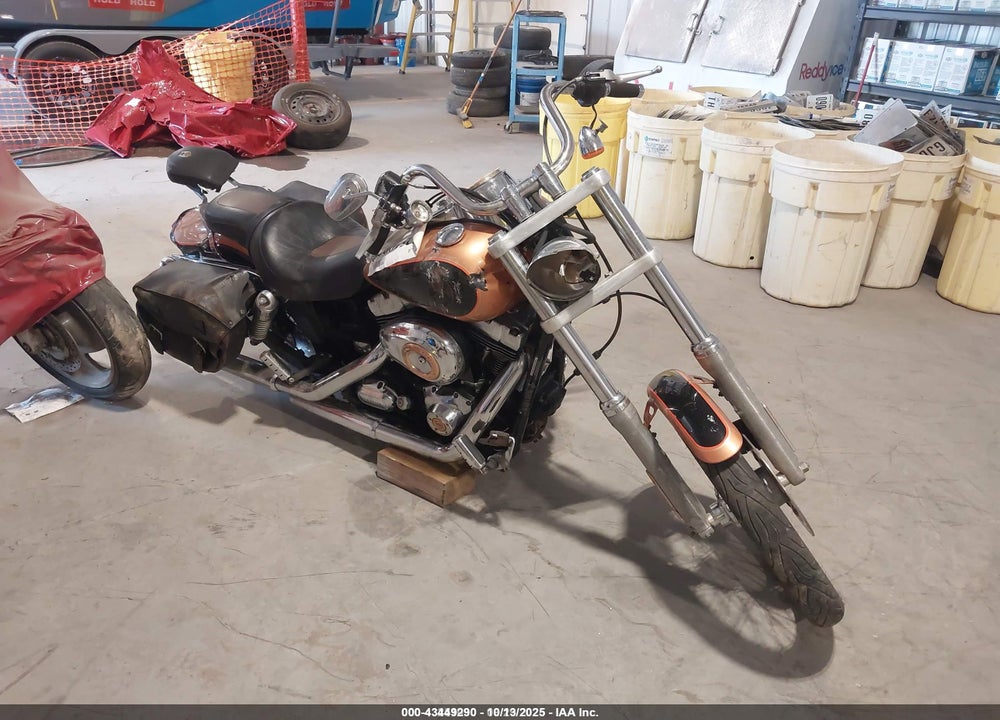 2008 HARLEY-DAVIDSON FXDWG 105TH ANNIVERSARY EDITION VIN: 1HD1GP4438K305125