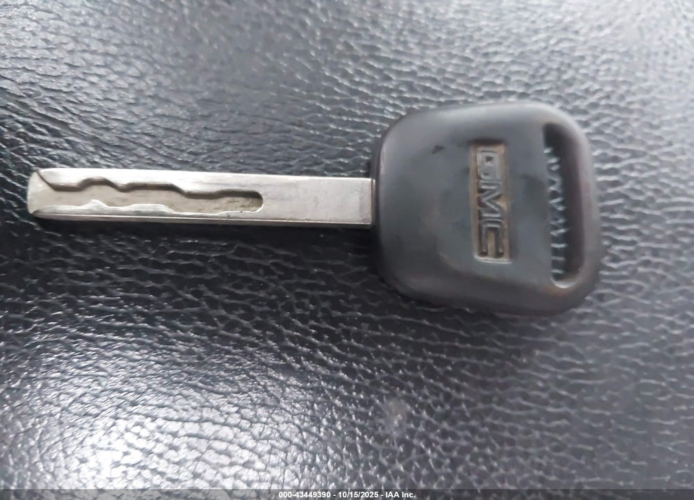 2015 GMC SIERRA VIN: 1GT12ZEG8FF120482