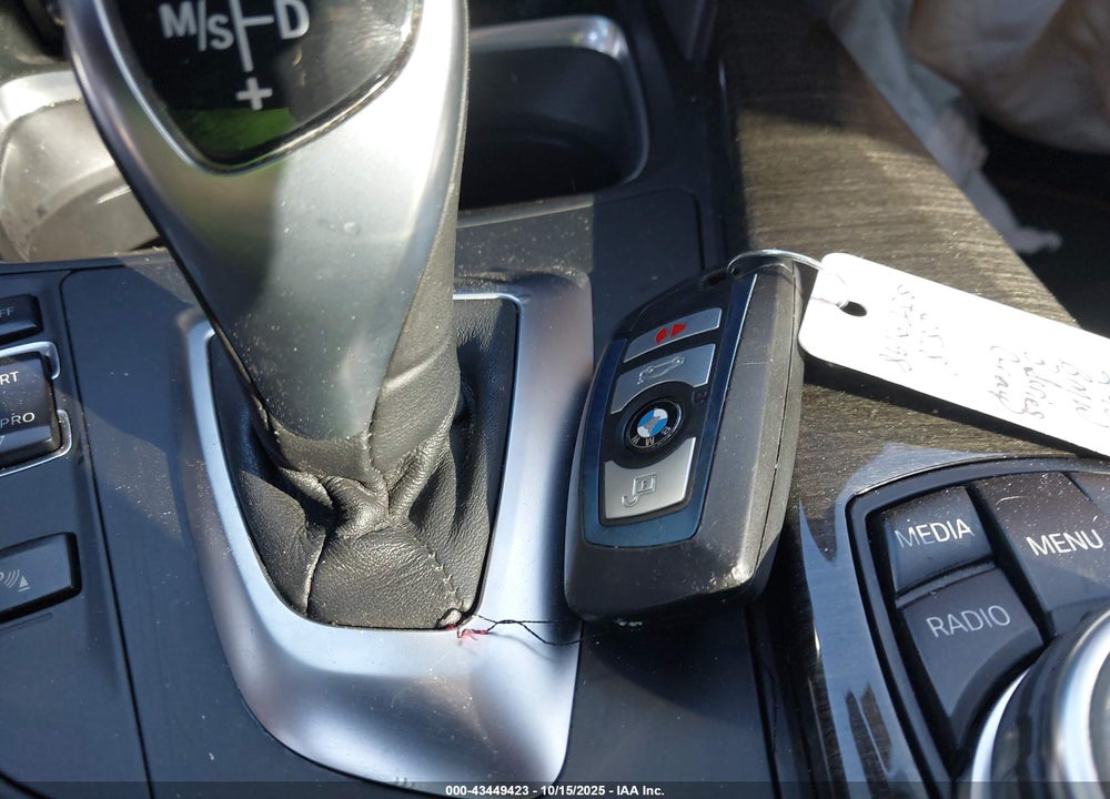 2015 BMW 3 SERIES VIN: WBA3A9G56FNS66518