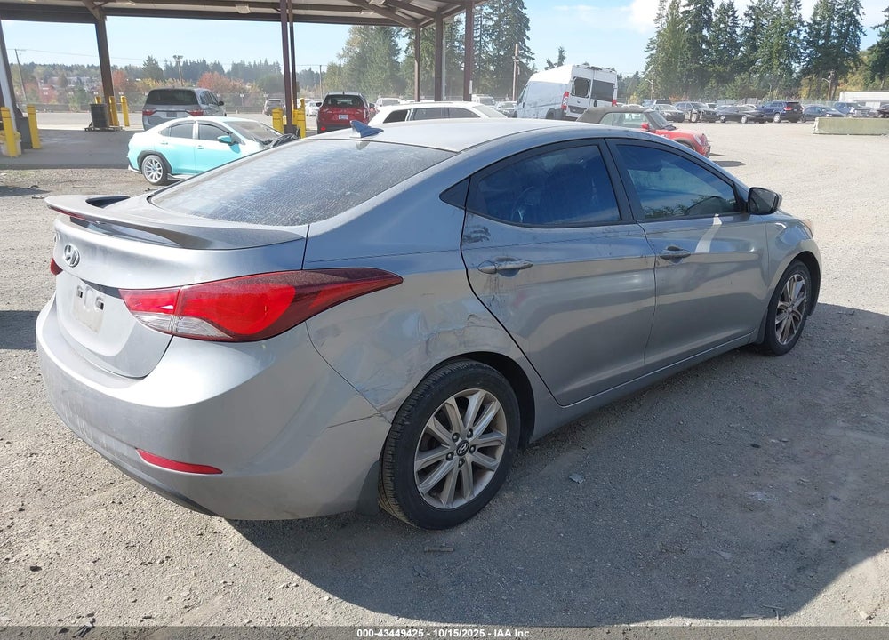 2015 HYUNDAI ELANTRA VIN: KMHDH4AE9FU265928